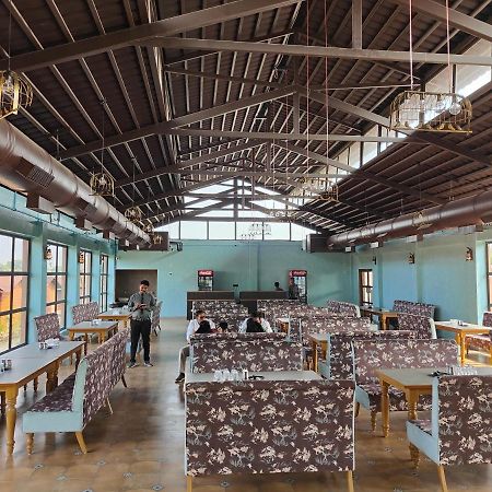 Nirvana Resort And Restaurant Garudeshwar Extérieur photo