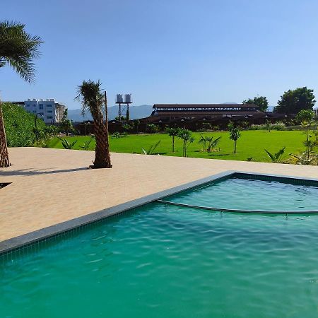 Nirvana Resort And Restaurant Garudeshwar Extérieur photo