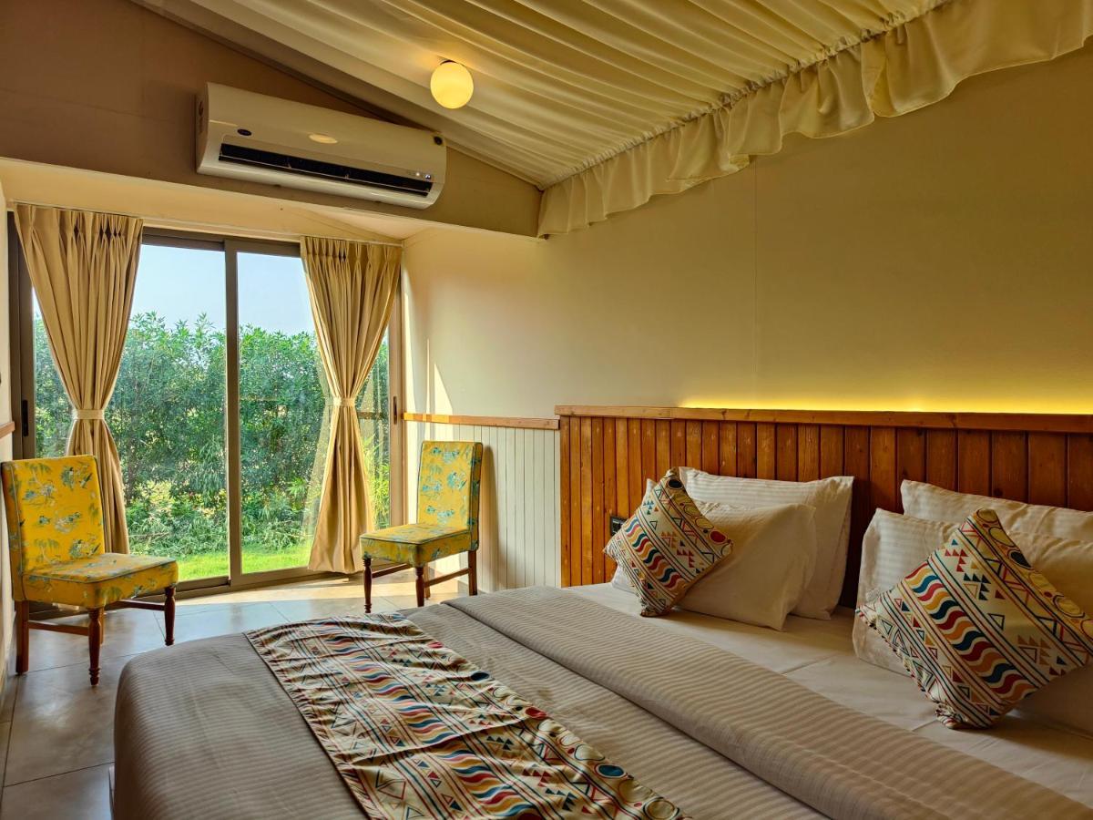 Nirvana Resort And Restaurant Garudeshwar Extérieur photo