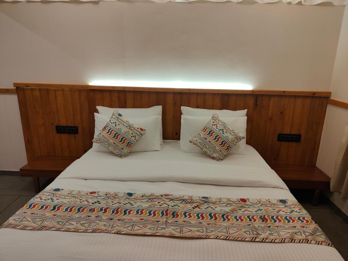 Nirvana Resort And Restaurant Garudeshwar Extérieur photo